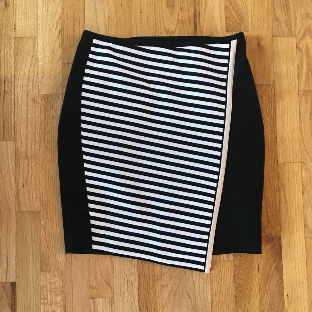 White House Black Market skirt
